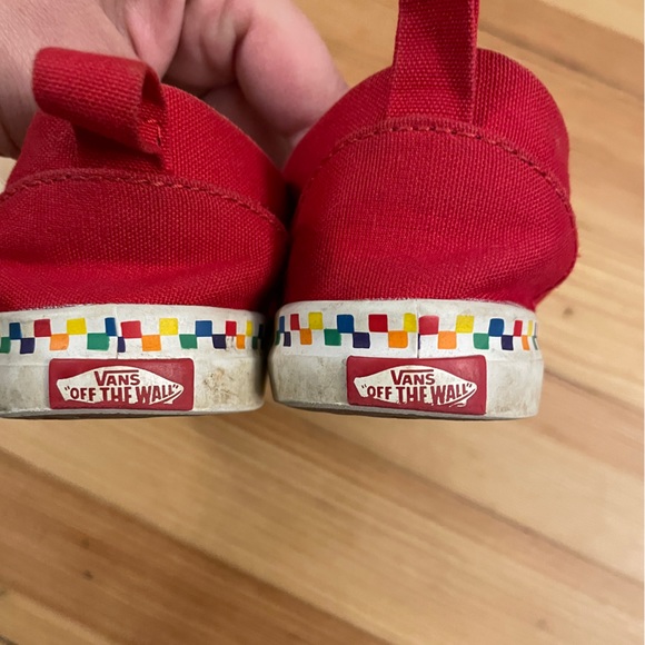 Vans toddler slip-ons. - Picture 3 of 6